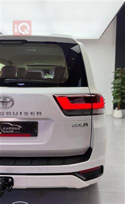 تويوتا لاندكروزر